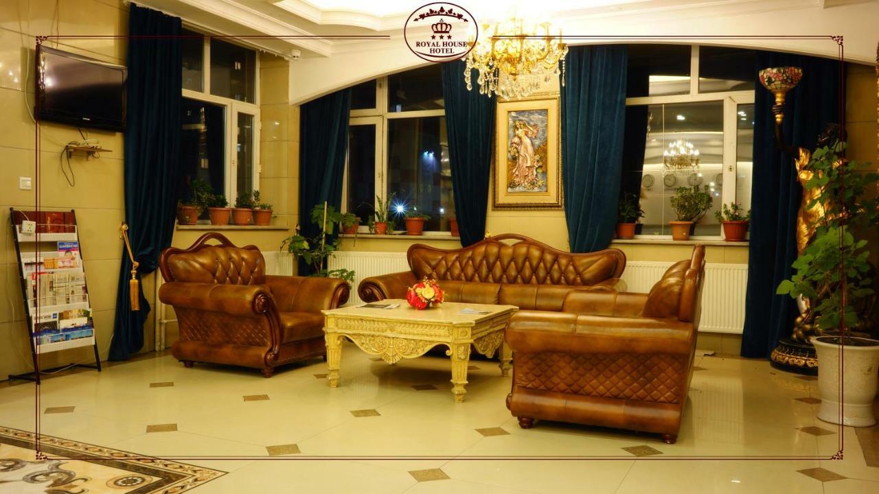 Royal House Hotel Ulaanbaatar Esterno foto